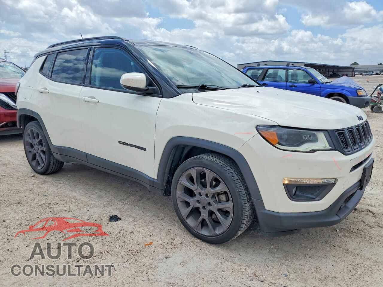 JEEP COMPASS 2019 - 3C4NJCCB8KT667566