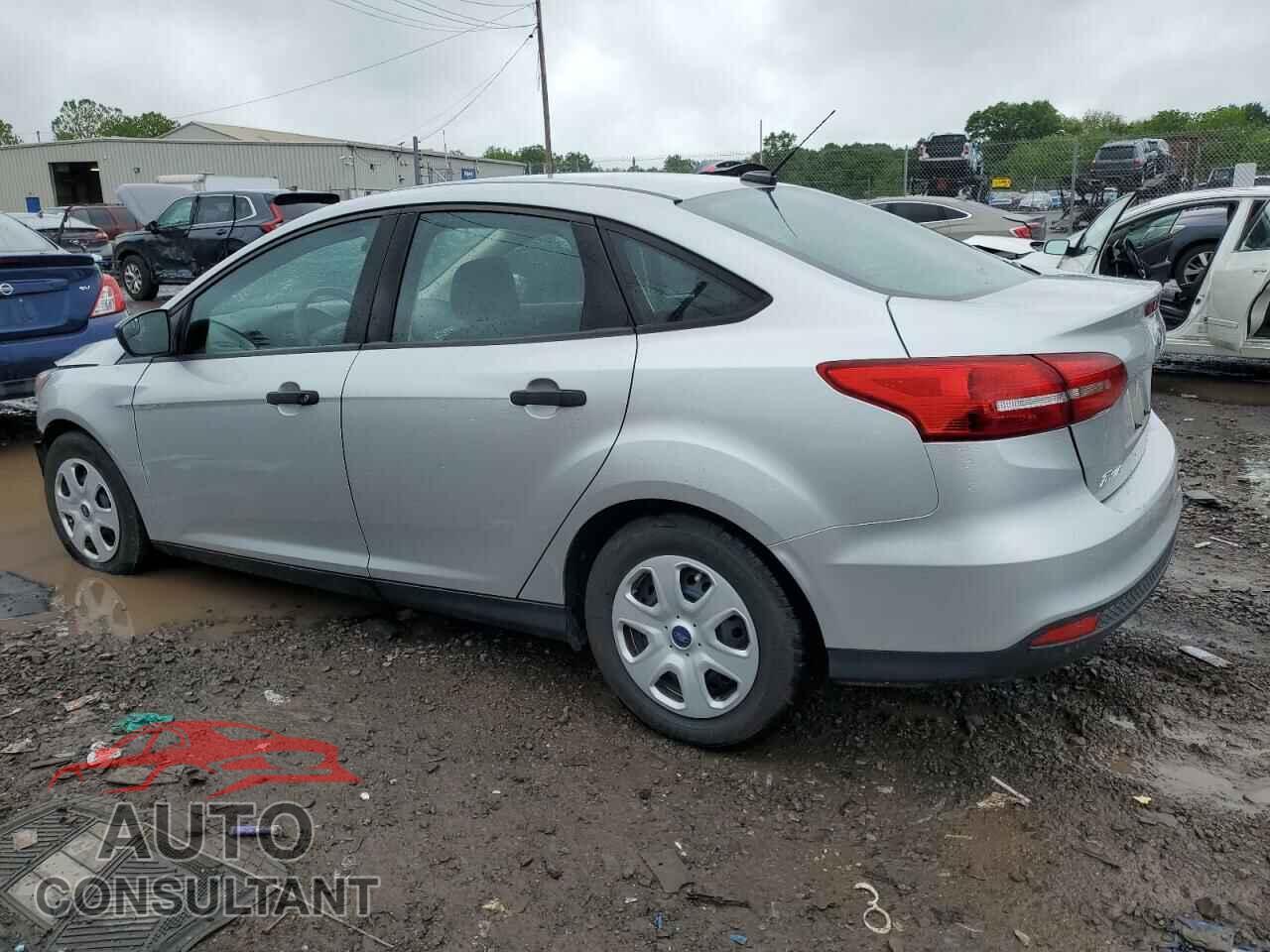 FORD FOCUS 2018 - 1FADP3E23JL264523