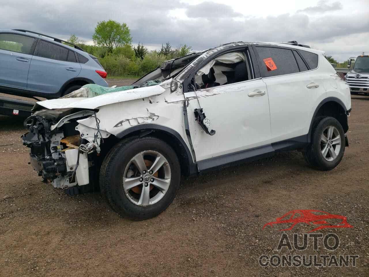 TOYOTA RAV4 2015 - JTMRFREV2FD111570