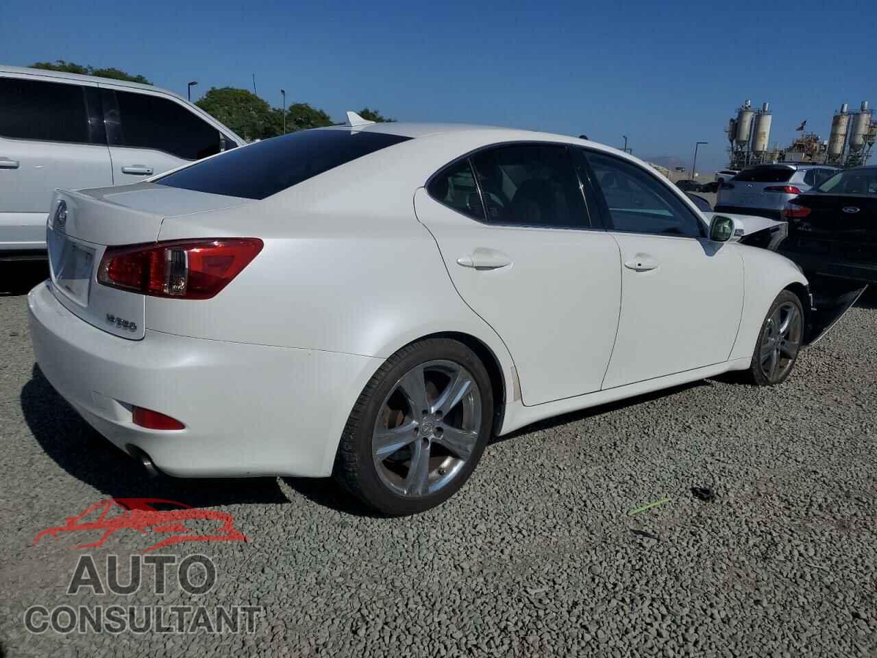 LEXUS IS 2011 - JTHBE5C27B5027673