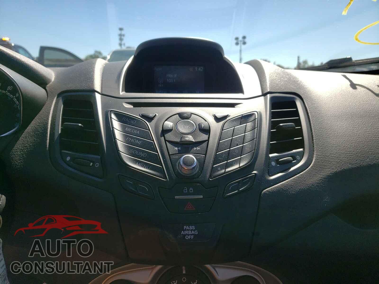FORD FIESTA 2019 - 3FADP4EJXKM147826