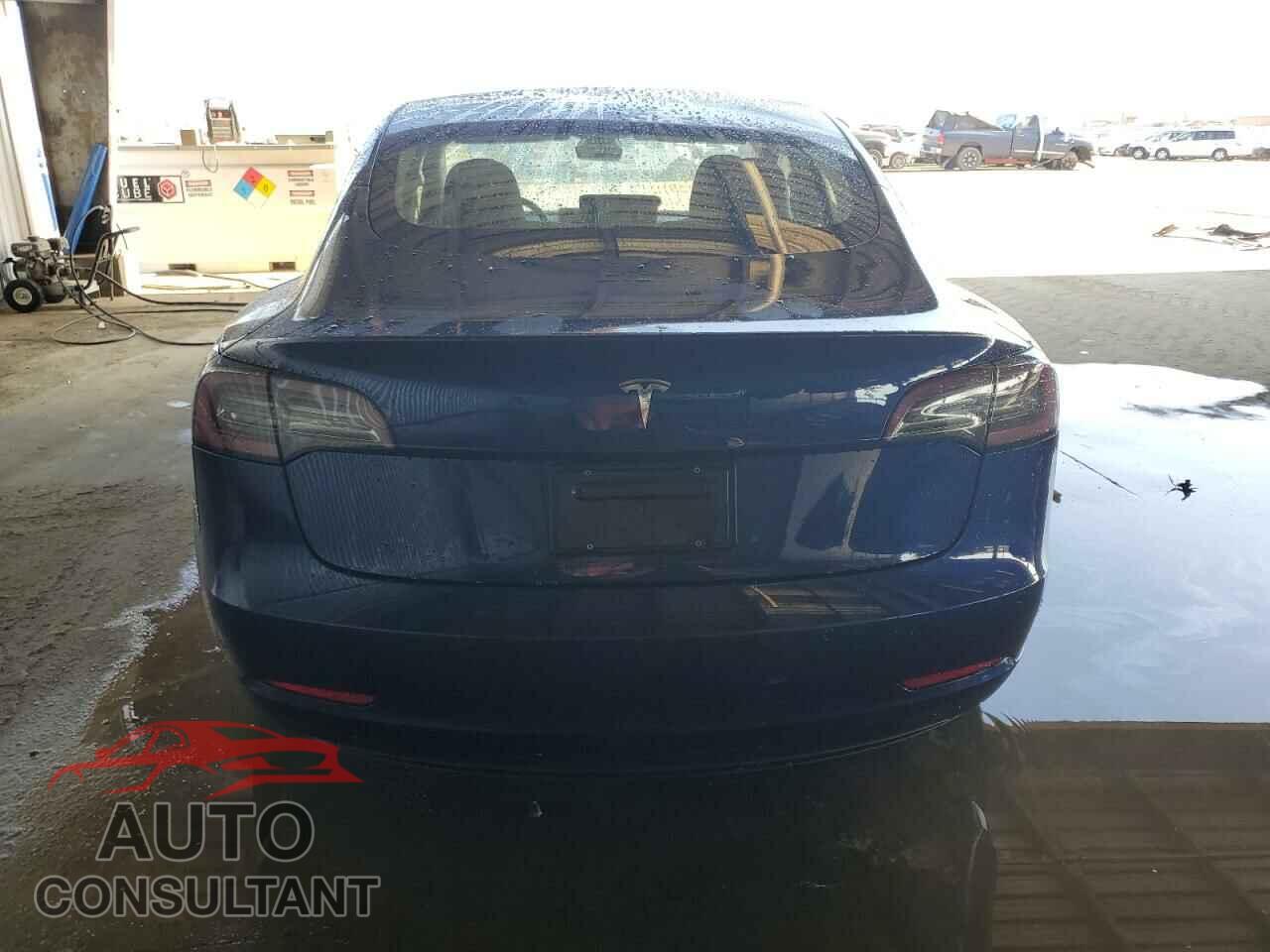 TESLA MODEL 3 2022 - 5YJ3E1EA8NF304465