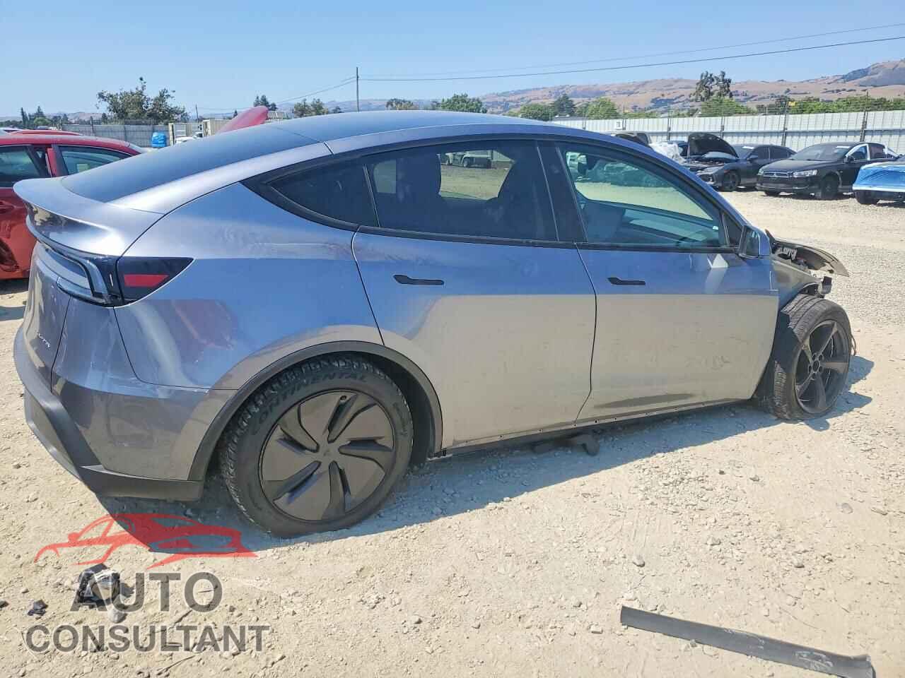 TESLA MODEL Y 2026 - 7SAYGDEEXTF456039