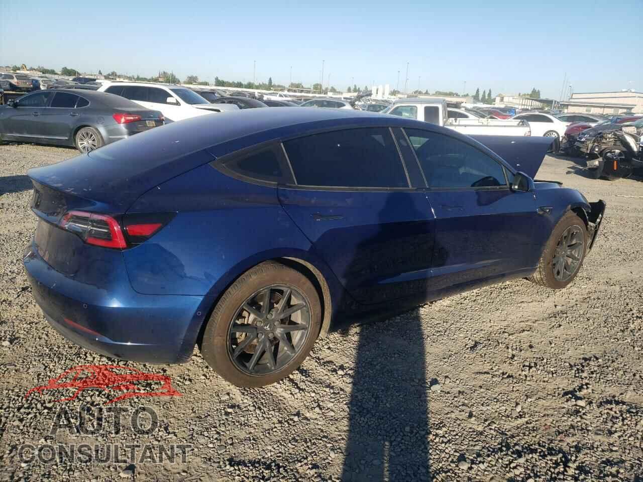 TESLA MODEL 3 2018 - 5YJ3E1EA0JF010522