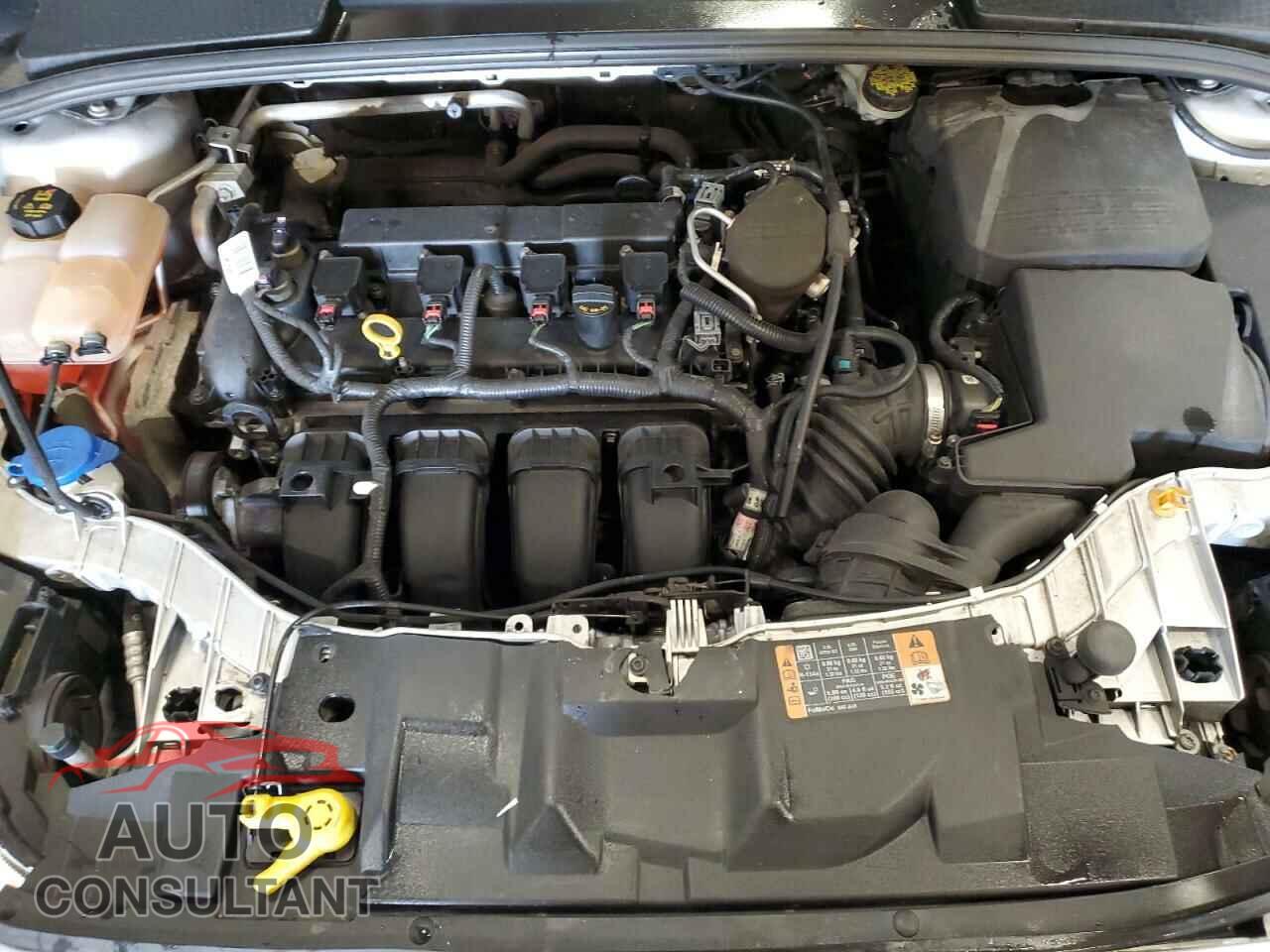 FORD FOCUS 2015 - 1FADP3F22FL231308