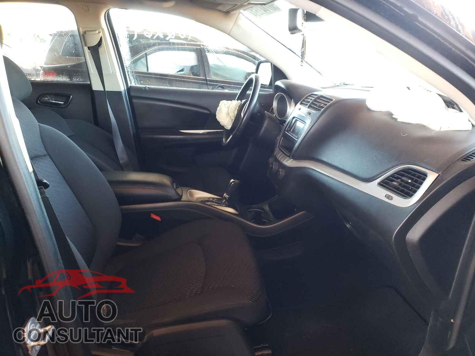 DODGE JOURNEY 2018 - 3C4PDCAB3JT497571