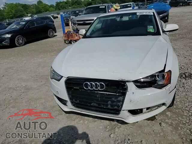 AUDI A5 2014 - WAUCFAFR8EA044429