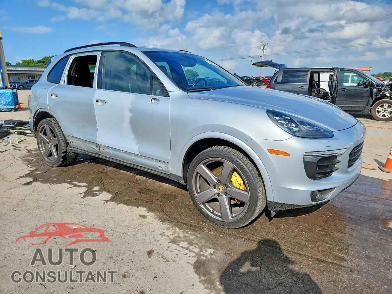 PORSCHE CAYENNE 2017 - WP1AA2A2XHKA86591