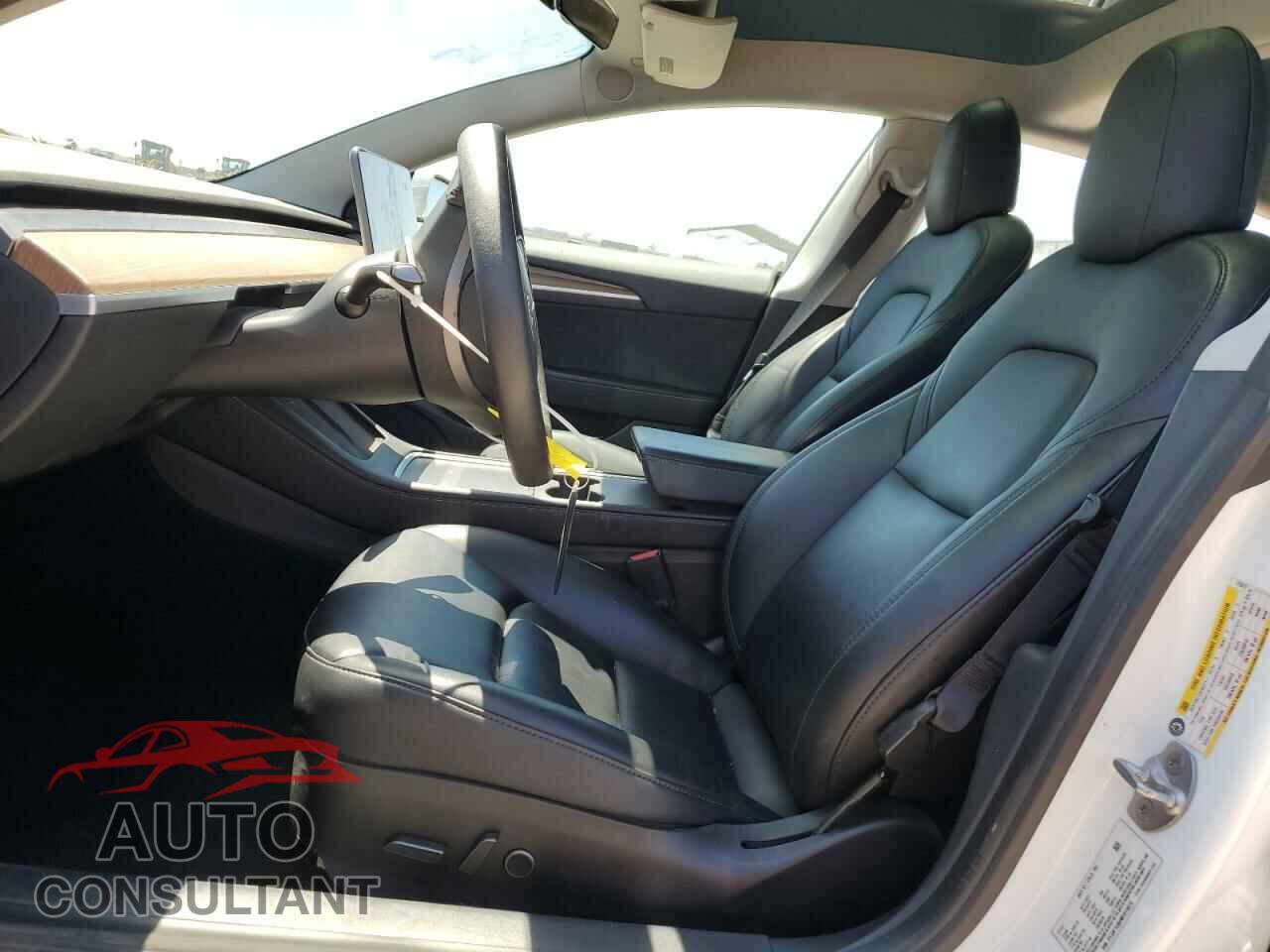 TESLA MODEL 3 2021 - 5YJ3E1EB2MF015072