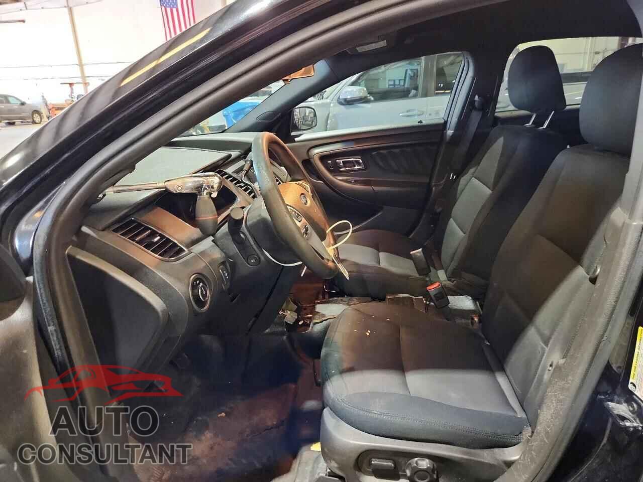 FORD TAURUS 2015 - 1FAHP2L88FG154134