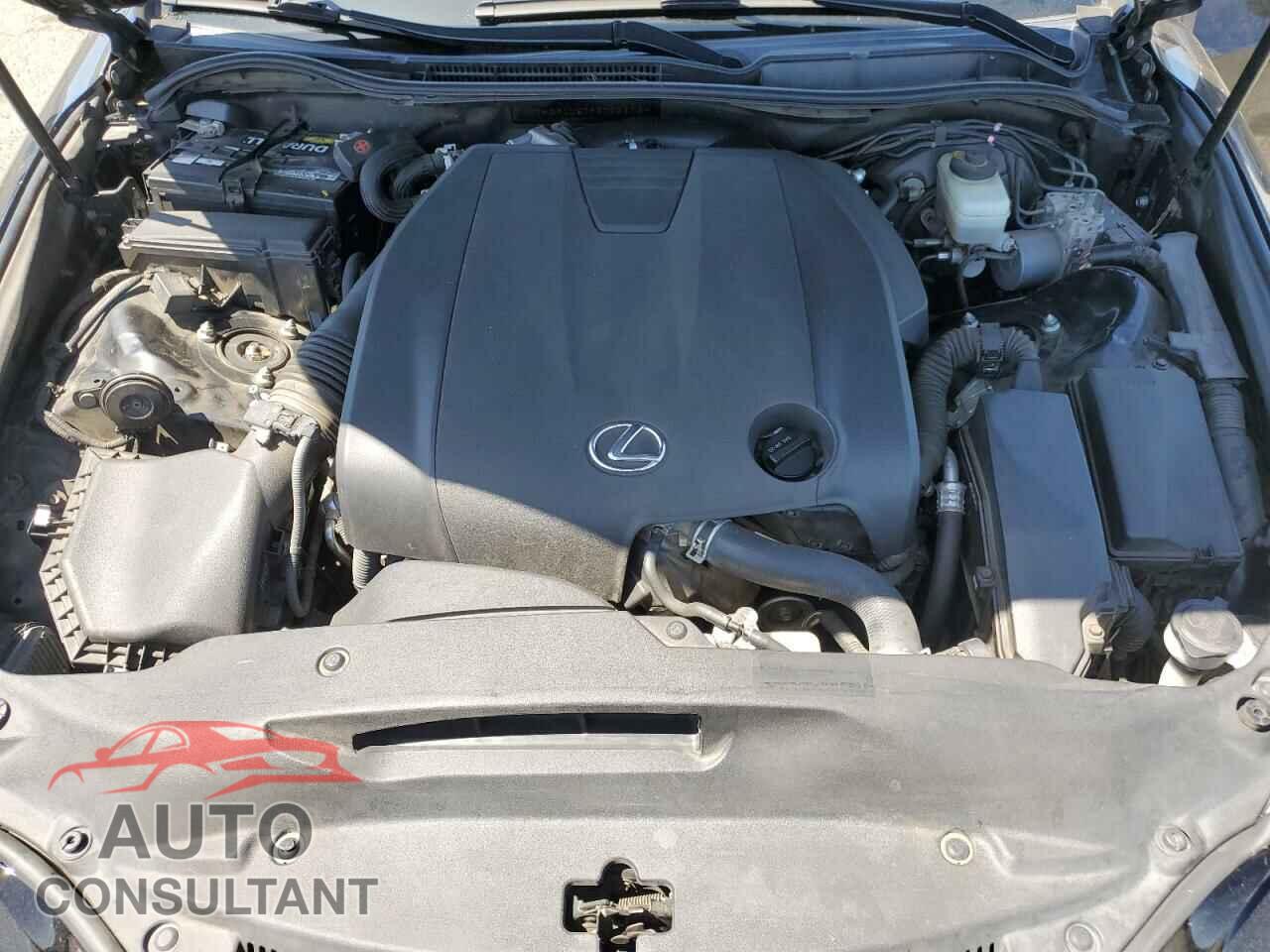 LEXUS IS 2015 - JTHBF1D20F5055602