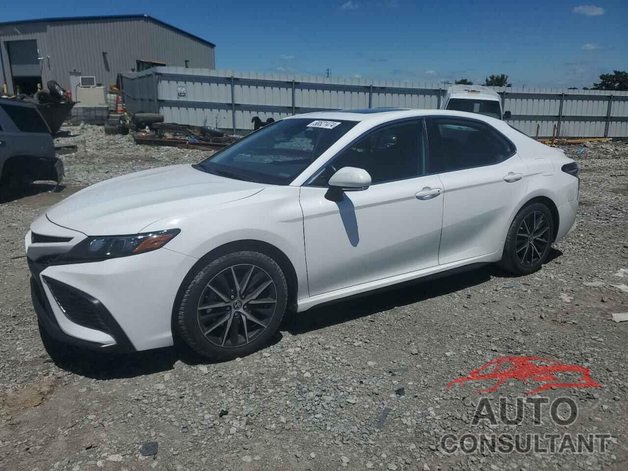 TOYOTA CAMRY 2022 - 4T1G11AK0NU623700