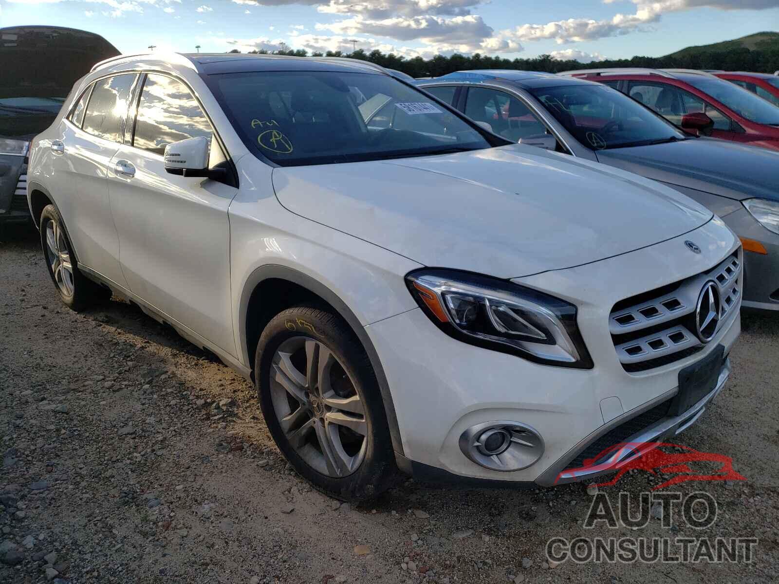 MERCEDES-BENZ GLA-CLASS 2020 - W1NTG4GB6LU029144