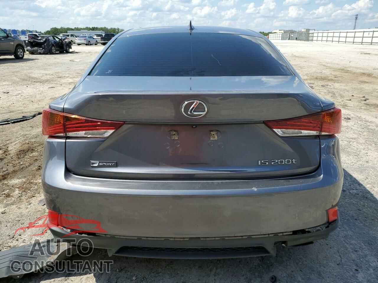 LEXUS IS 2017 - JTHBA1D25H5053832