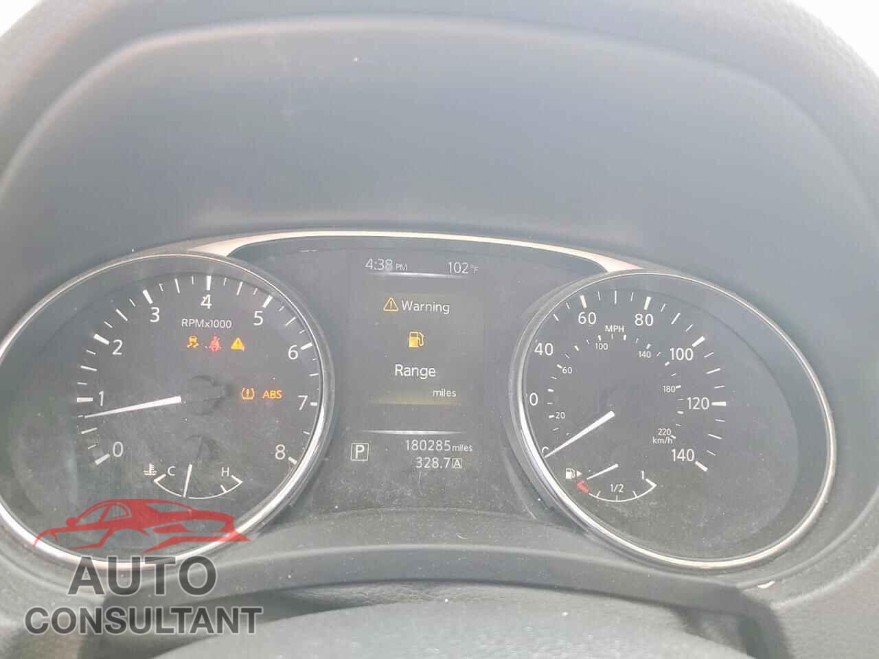 NISSAN ROGUE 2015 - 5N1AT2ML0FC772674