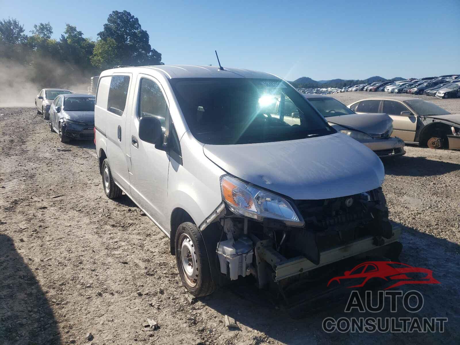 NISSAN NV 2017 - 3N6CM0KN4HK691528