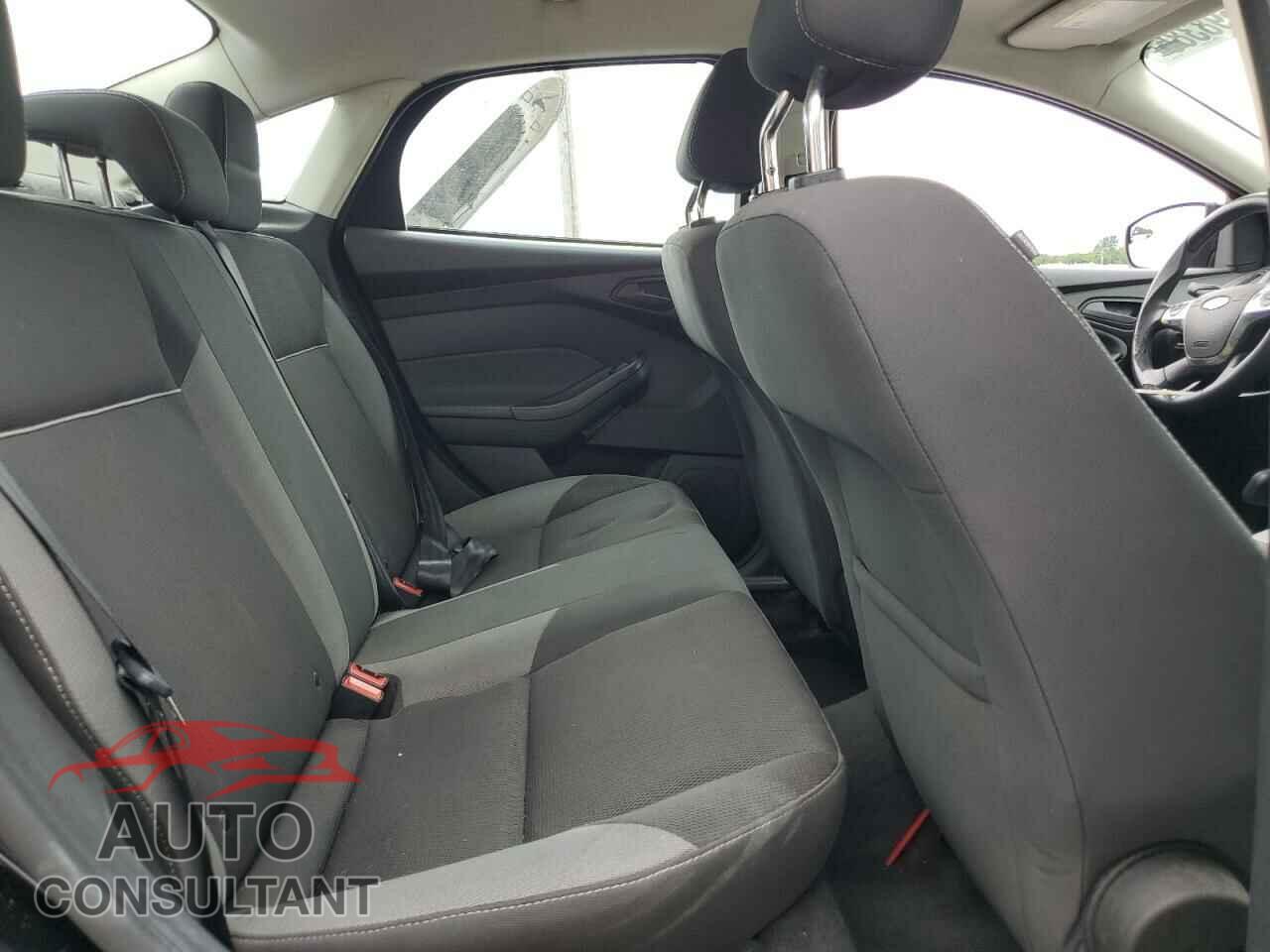 FORD FOCUS 2012 - 1FAHP3F25CL260766