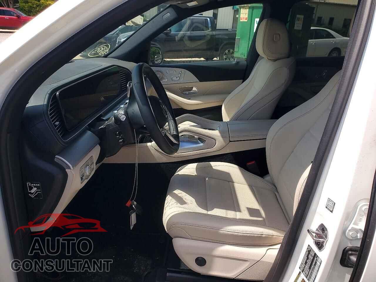 MERCEDES-BENZ E-CLASS 2016 - WDDHF5KB3GB247966