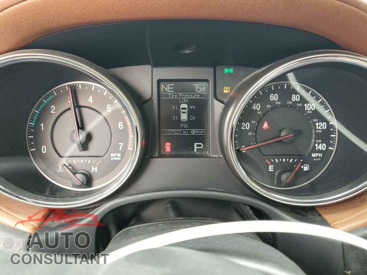 JEEP GRAND CHER 2012 - 1C4RJFCT2CC155231