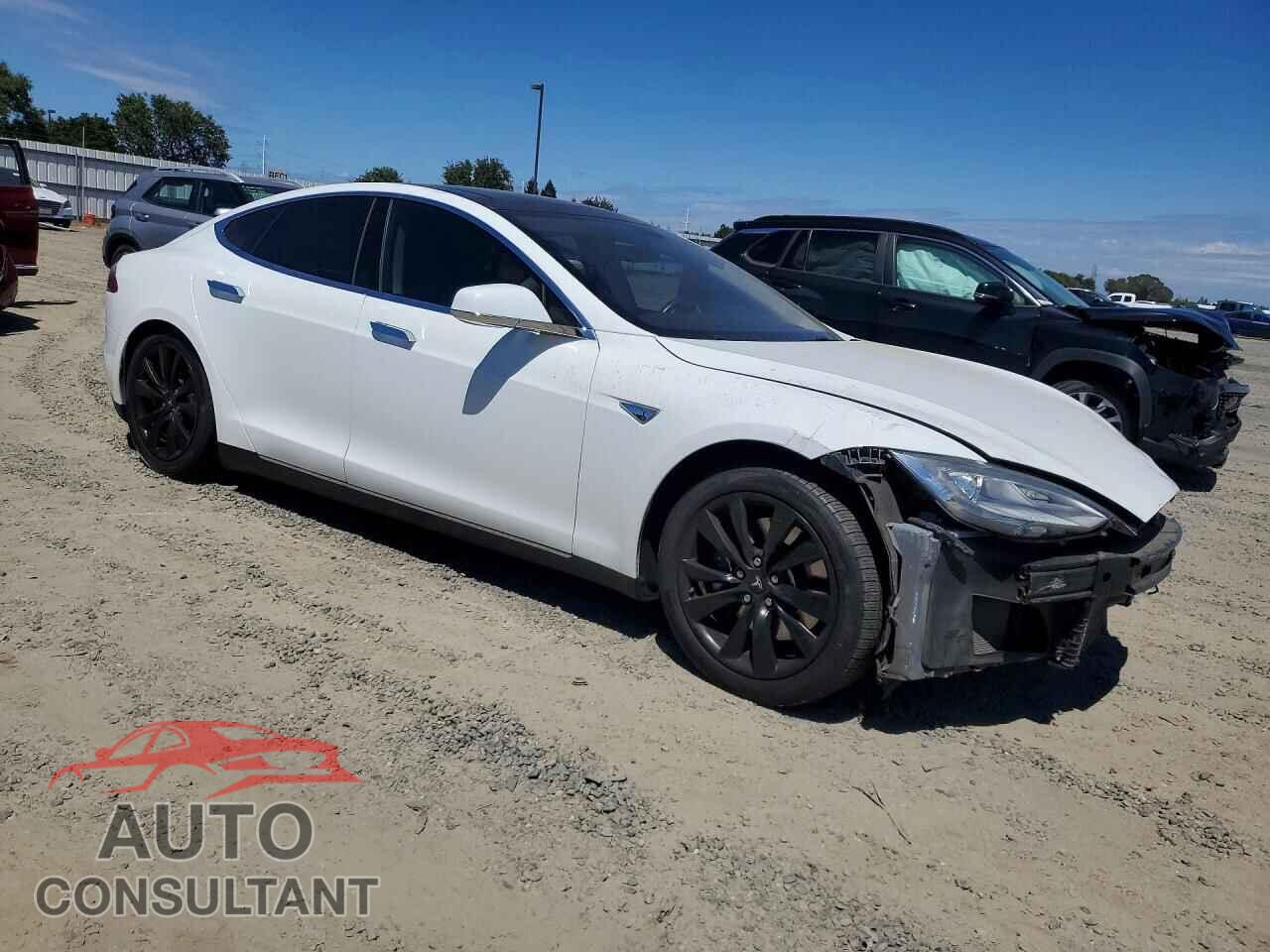 TESLA MODEL S 2013 - 5YJSA1CN7DFP24732