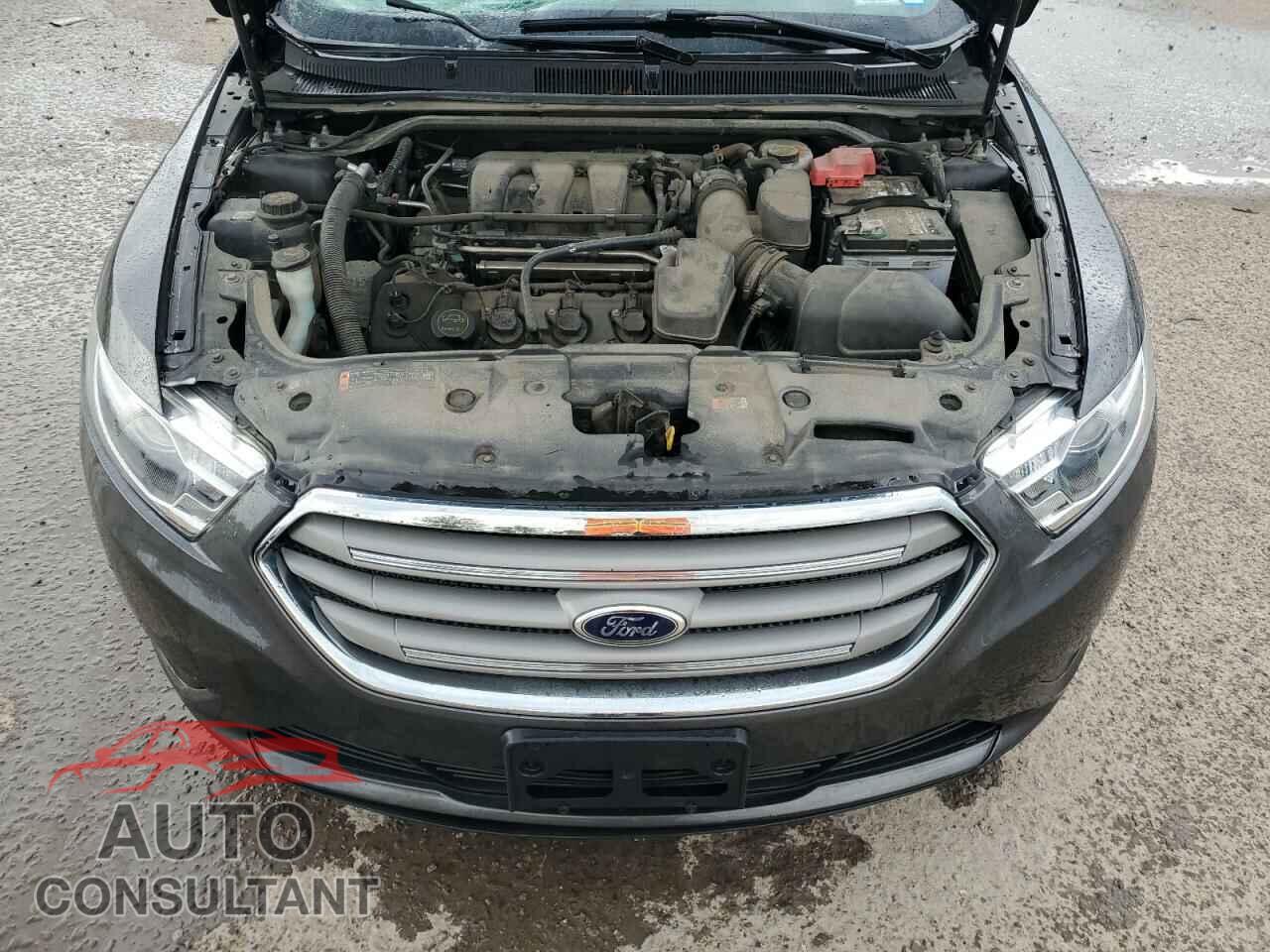 FORD TAURUS 2015 - 1FAHP2E82FG120607