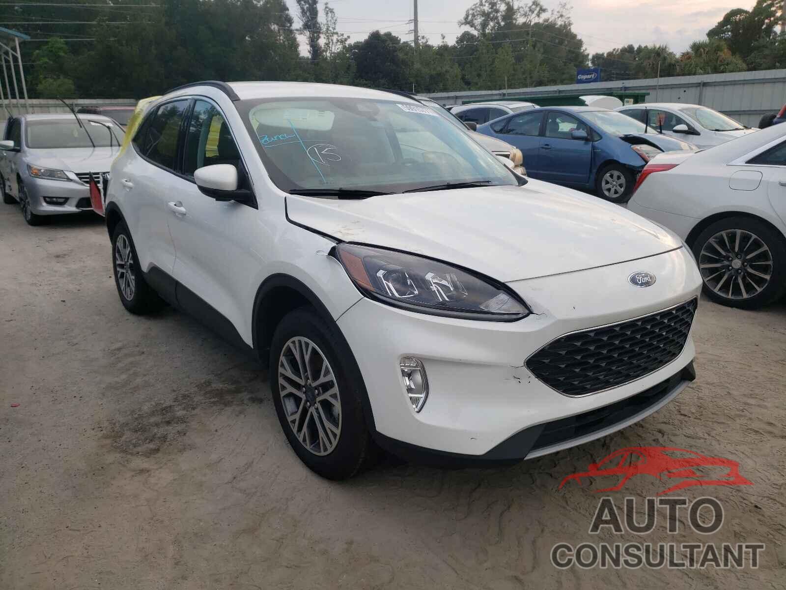 FORD ESCAPE 2021 - 1FMCU9H91MUA37903
