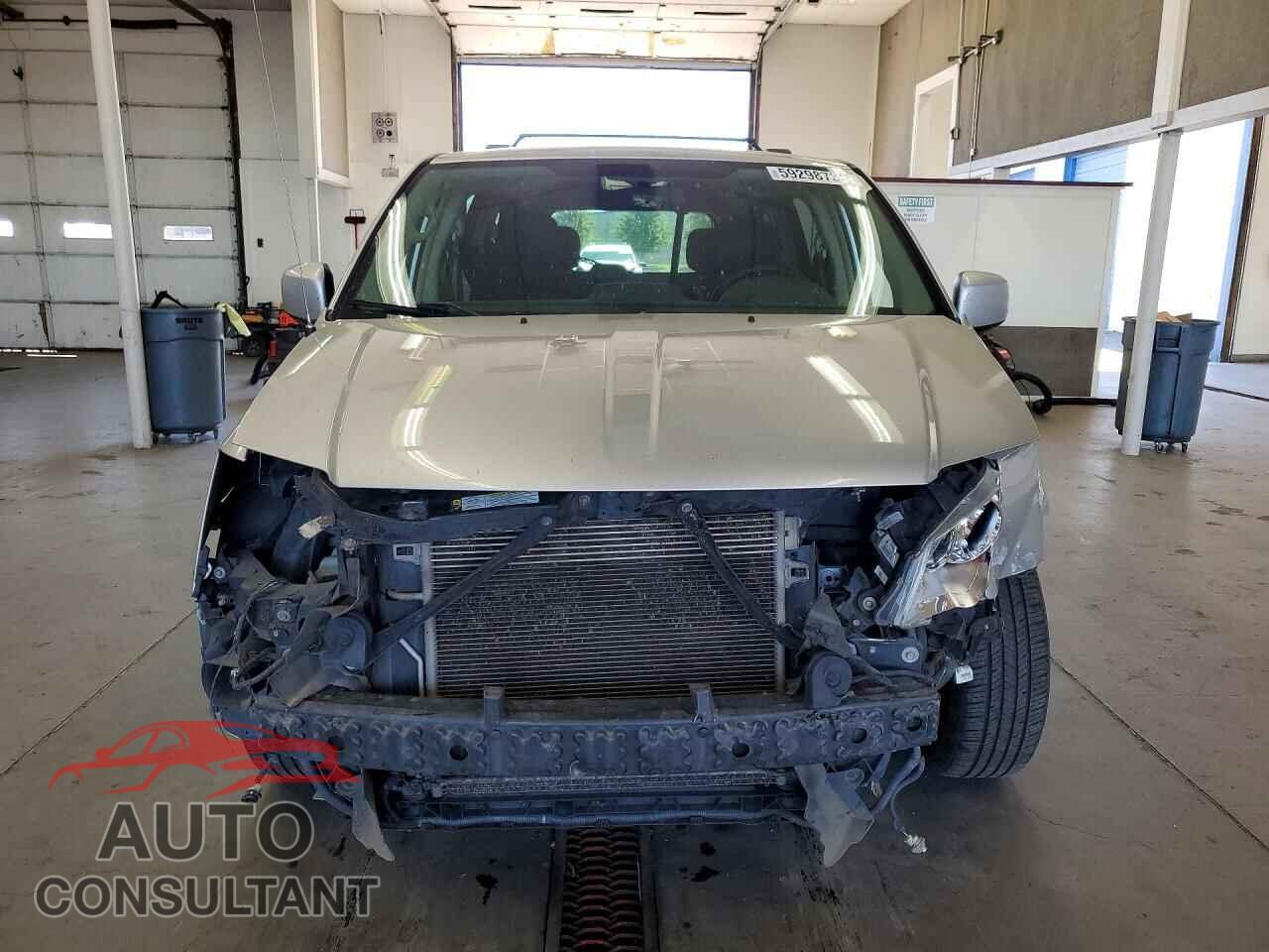 DODGE CARAVAN 2011 - 2D4RN5DG2BR660632