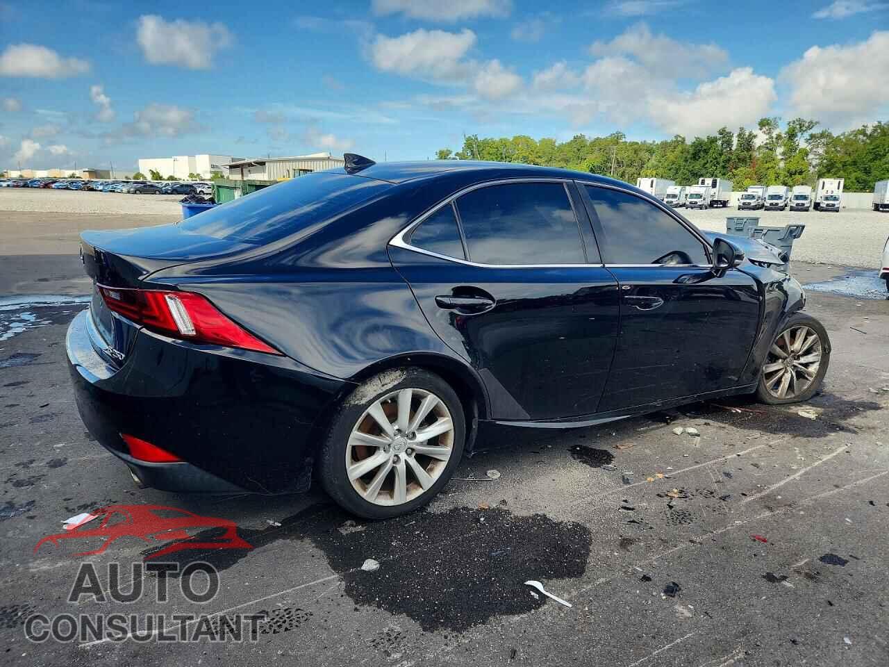 LEXUS IS 2014 - JTHBF1D29E5018708