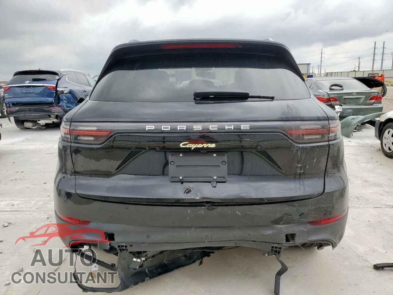 PORSCHE CAYENNE 2020 - WP1AE2AY4LDA22360