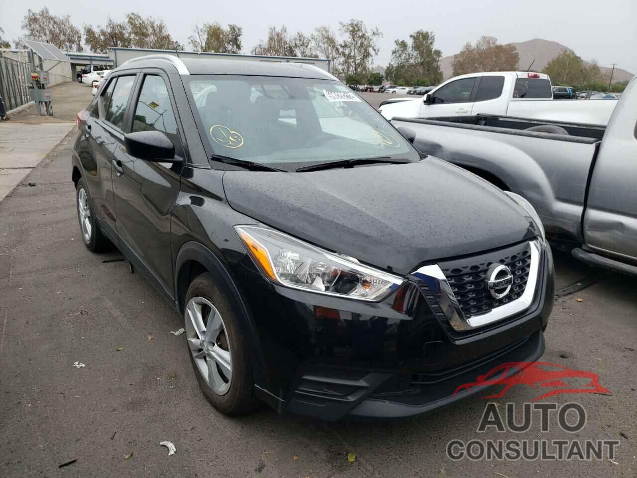 NISSAN KICKS 2018 - 3N1CP5CUXJL535610