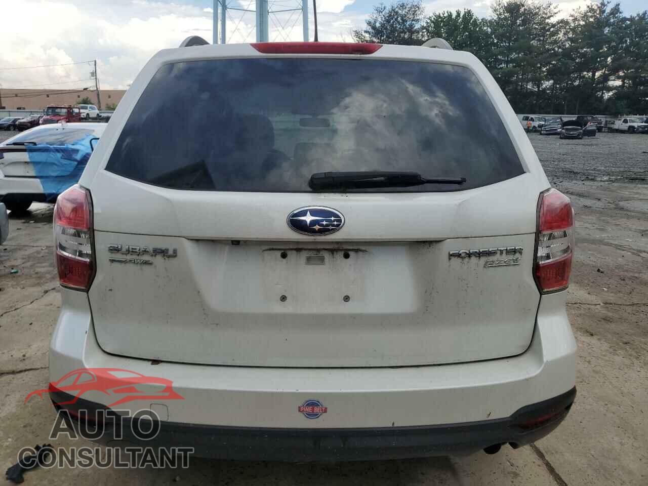 SUBARU FORESTER 2015 - JF2SJADC4FH817614