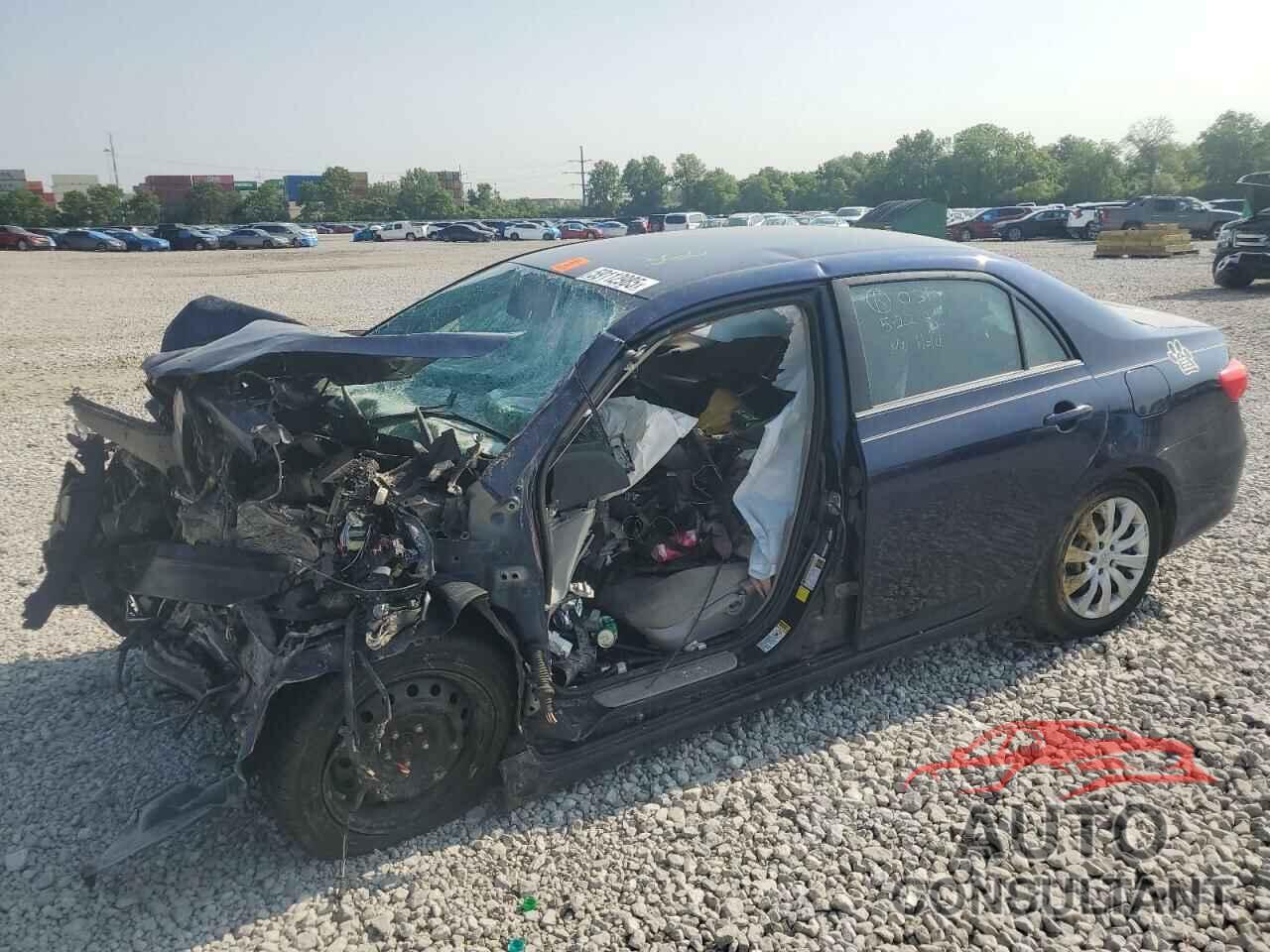 TOYOTA COROLLA 2013 - 2T1BU4EE3DC939258
