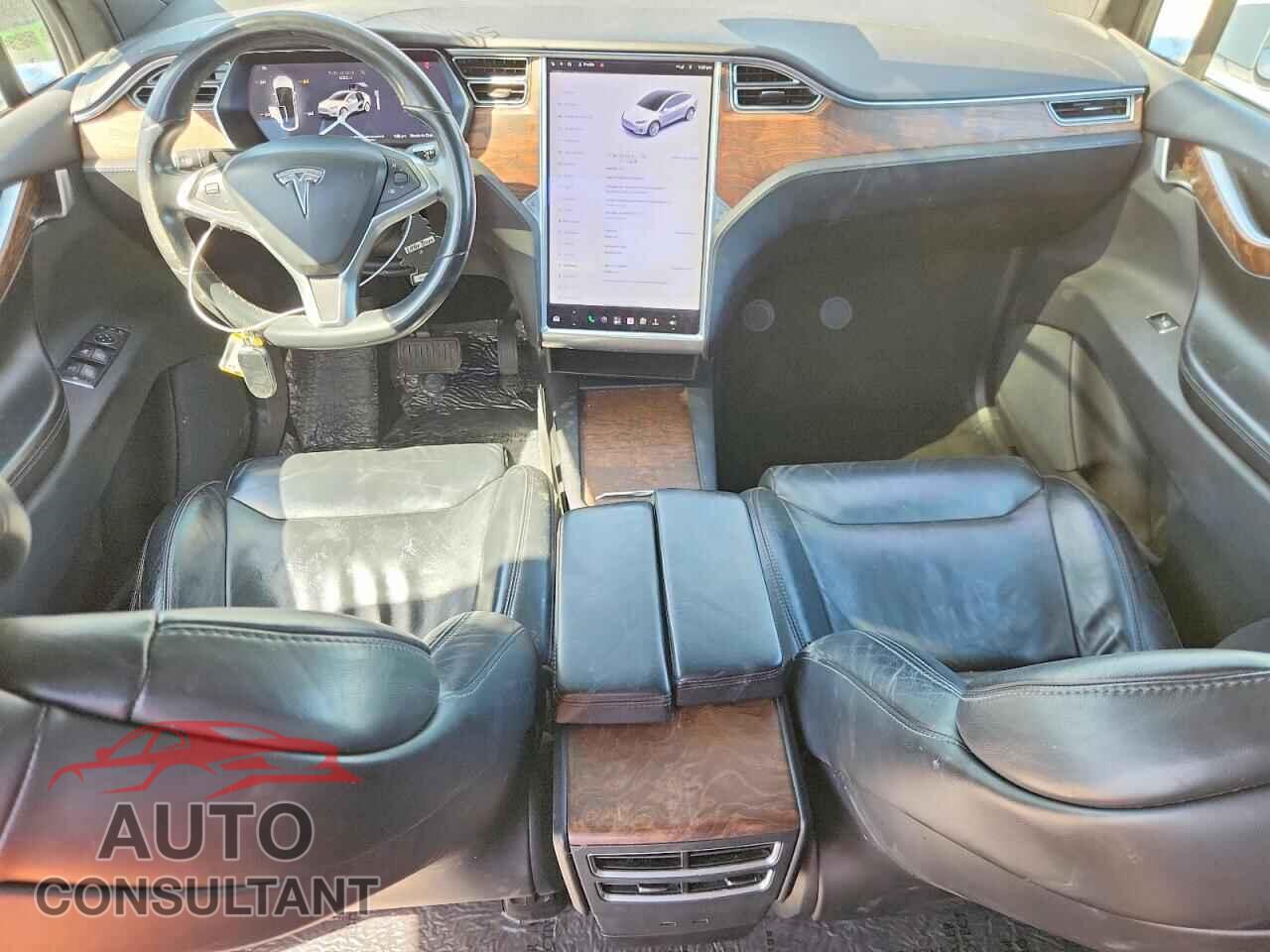 TESLA MODEL X 2017 - 5YJXCBE27HF059233