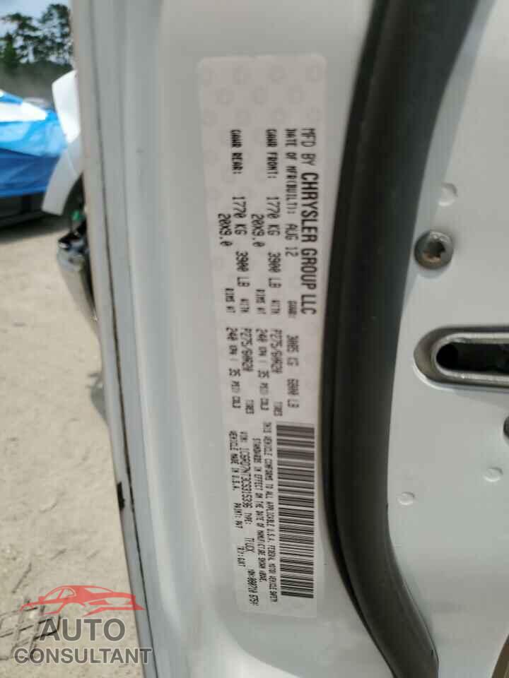DODGE RAM 1500 2012 - 1C6RD7NT3CS315396