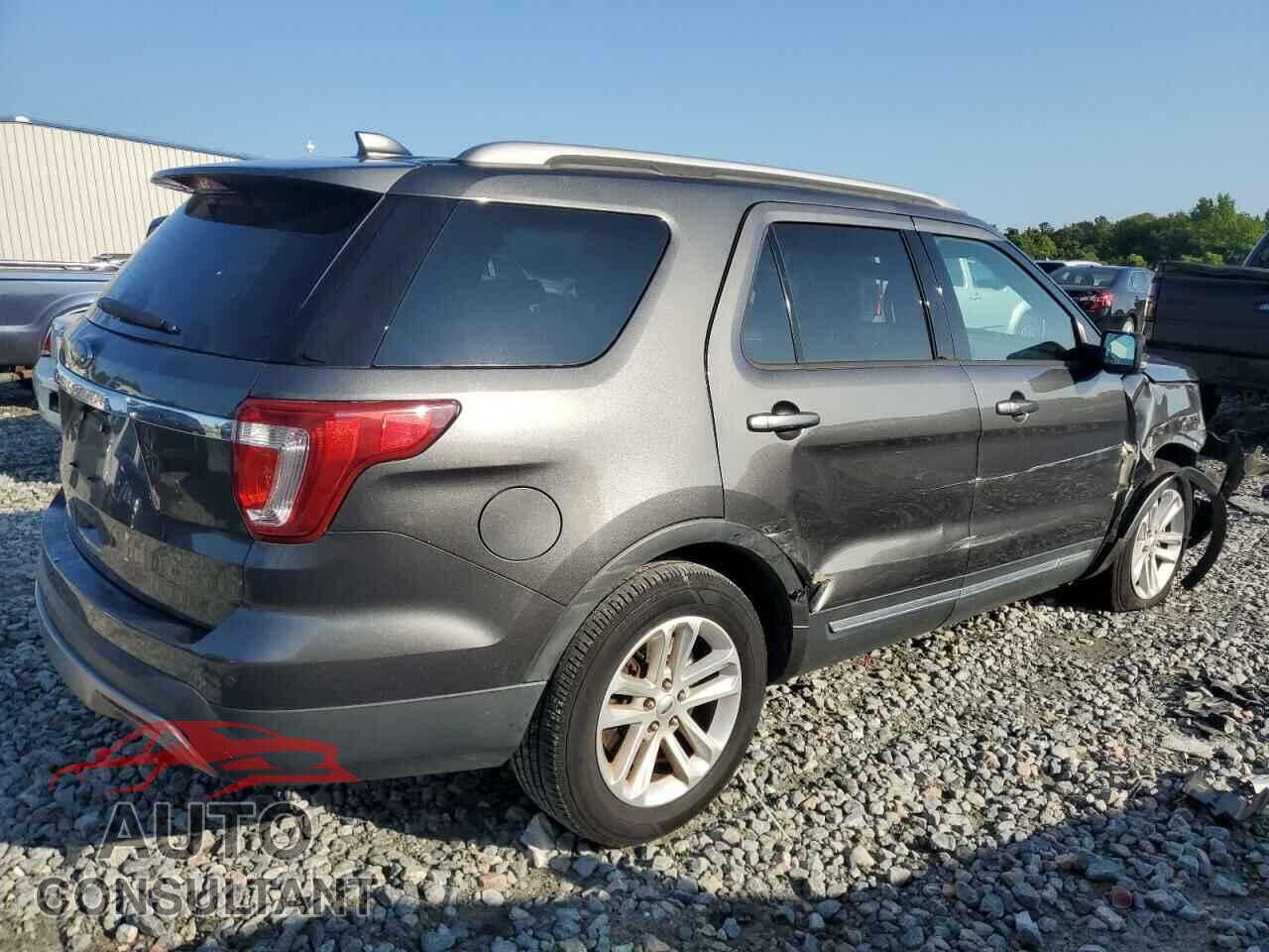 FORD EXPLORER 2017 - 1FM5K7D82HGC29108