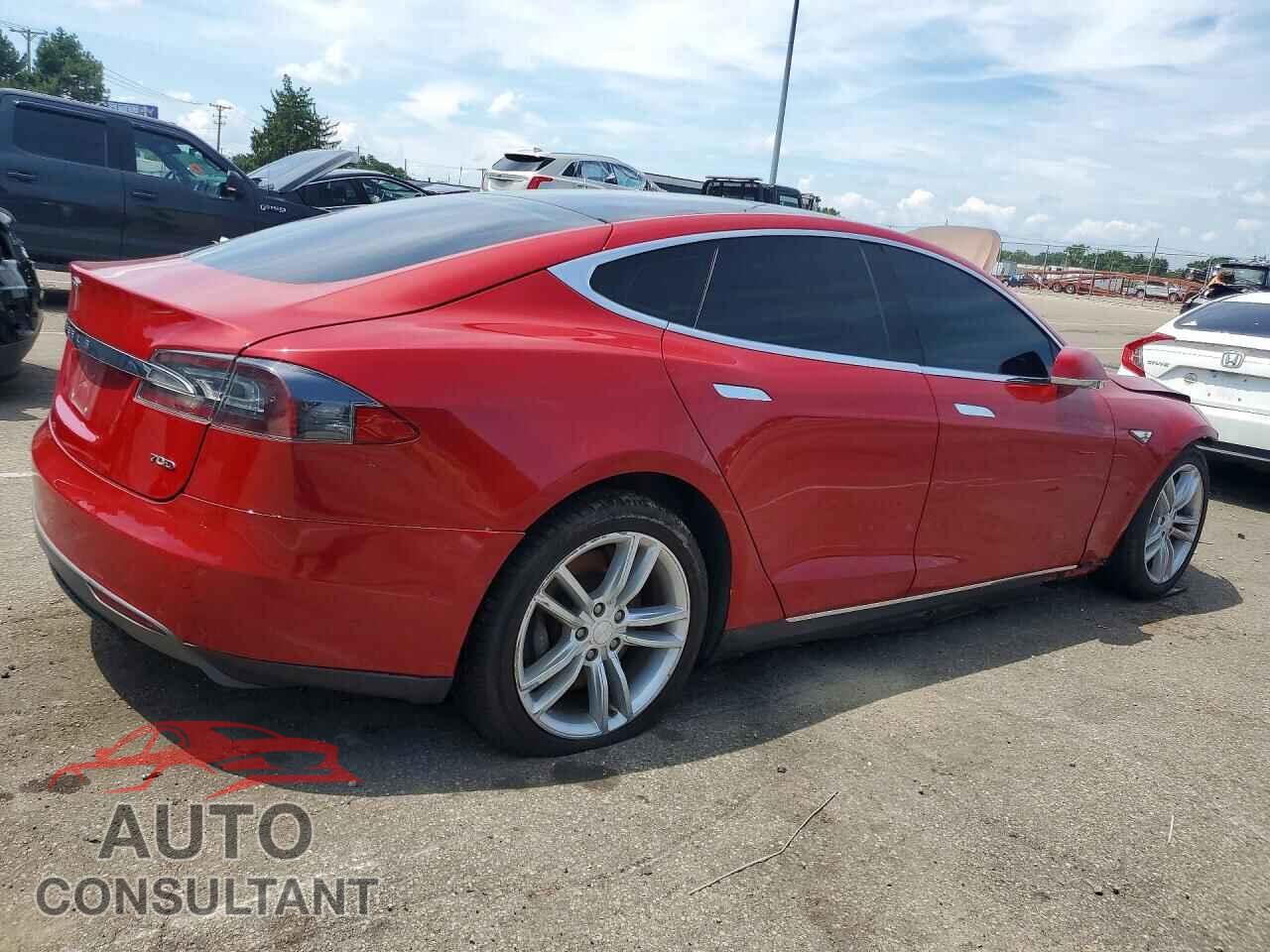 TESLA MODEL S 2015 - 5YJSA1S23FF090510