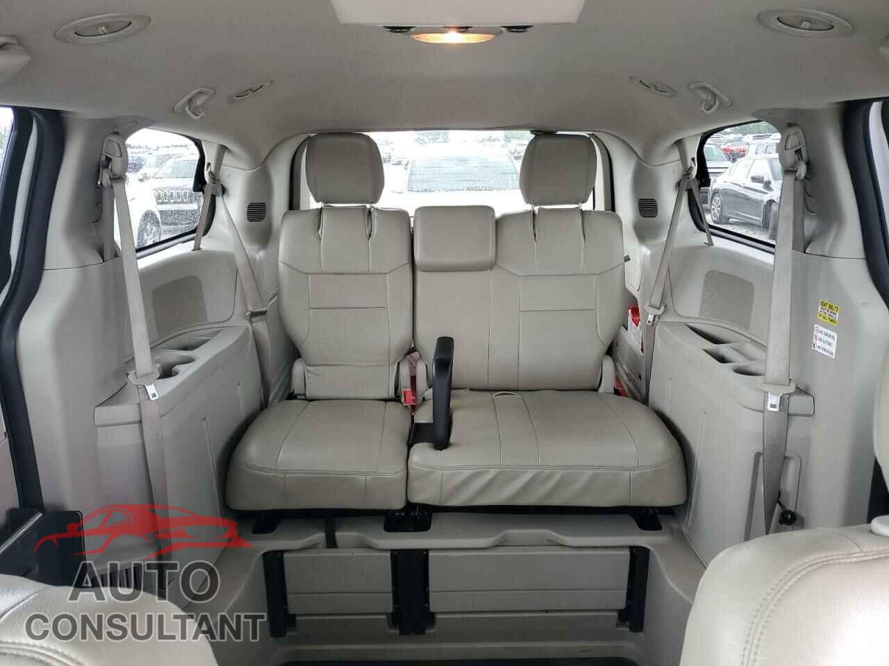 DODGE CARAVAN 2017 - 2C7WDGBG6HR710199