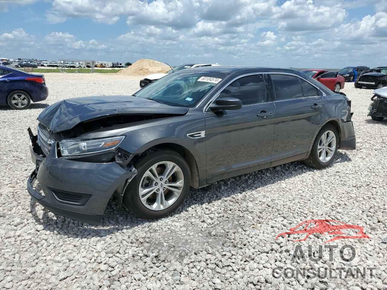 FORD TAURUS 2018 - 1FAHP2D89JG123353