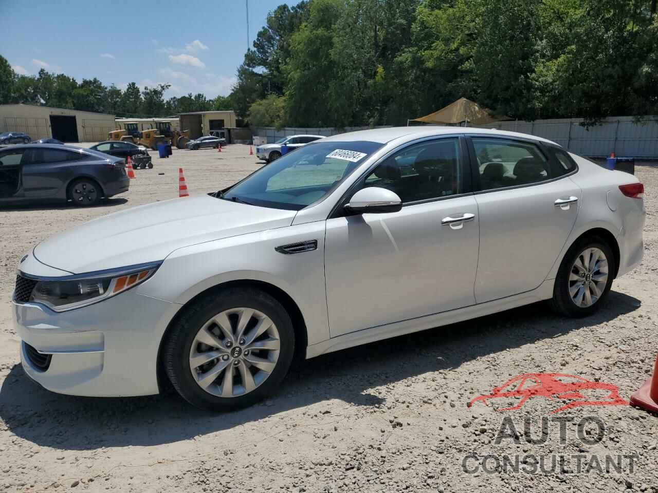 KIA OPTIMA 2018 - 5XXGT4L38JG250976