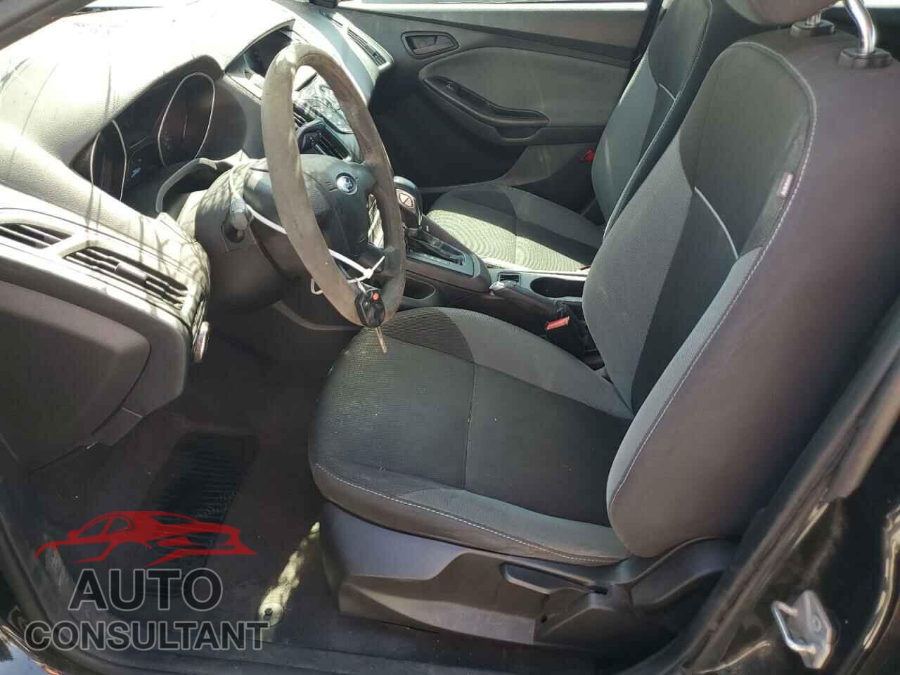 FORD FOCUS 2012 - 1FAHP3E22CL155247