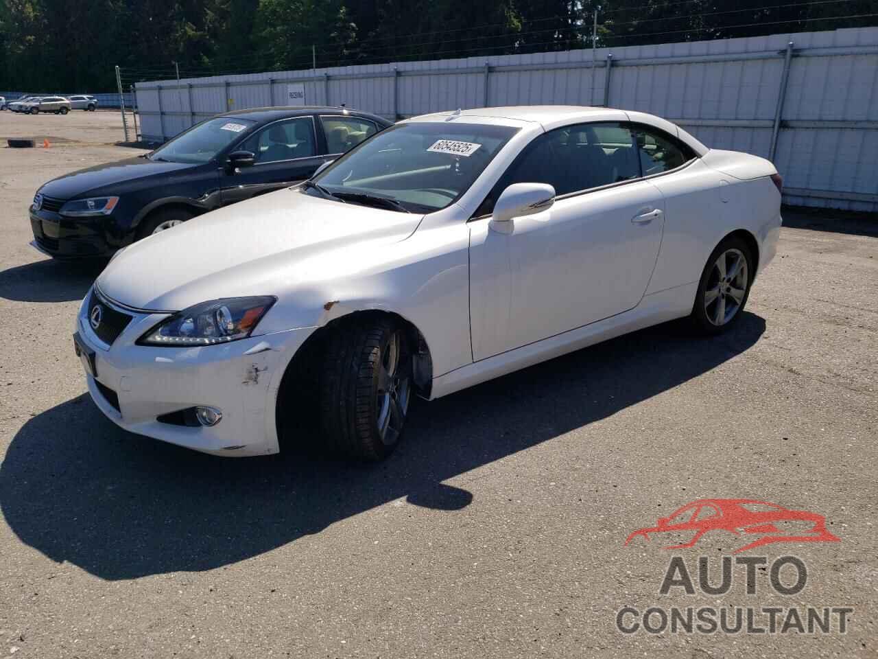 LEXUS IS 2014 - JTHFF2C25E2531190