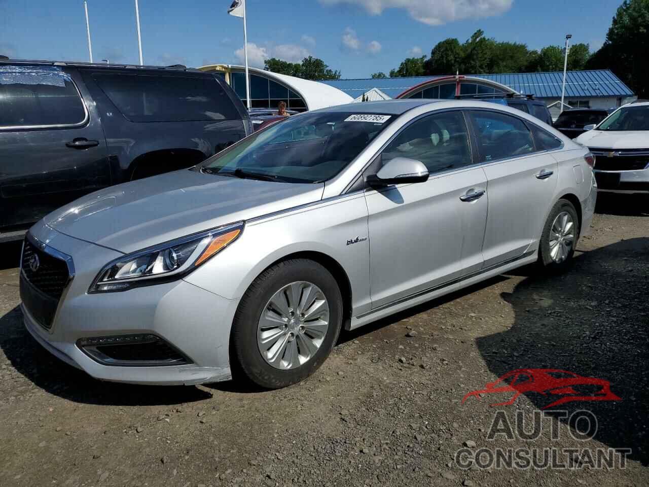 HYUNDAI SONATA 2016 - KMHE24L17GA023254