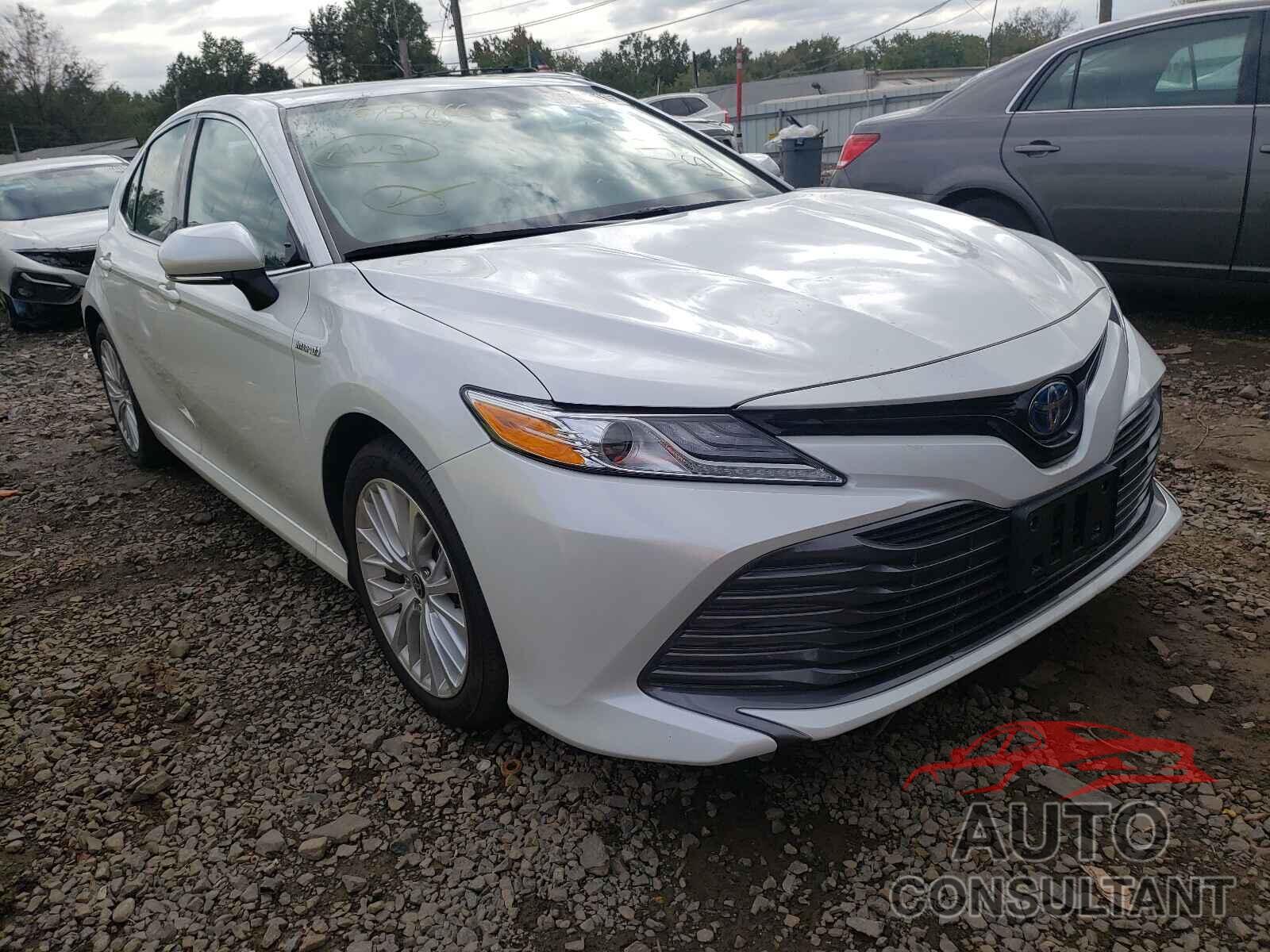 TOYOTA CAMRY 2020 - 4T1F31AK1LU544779