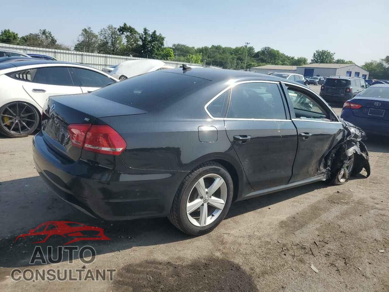VOLKSWAGEN PASSAT 2012 - 1VWBP7A38CC101129