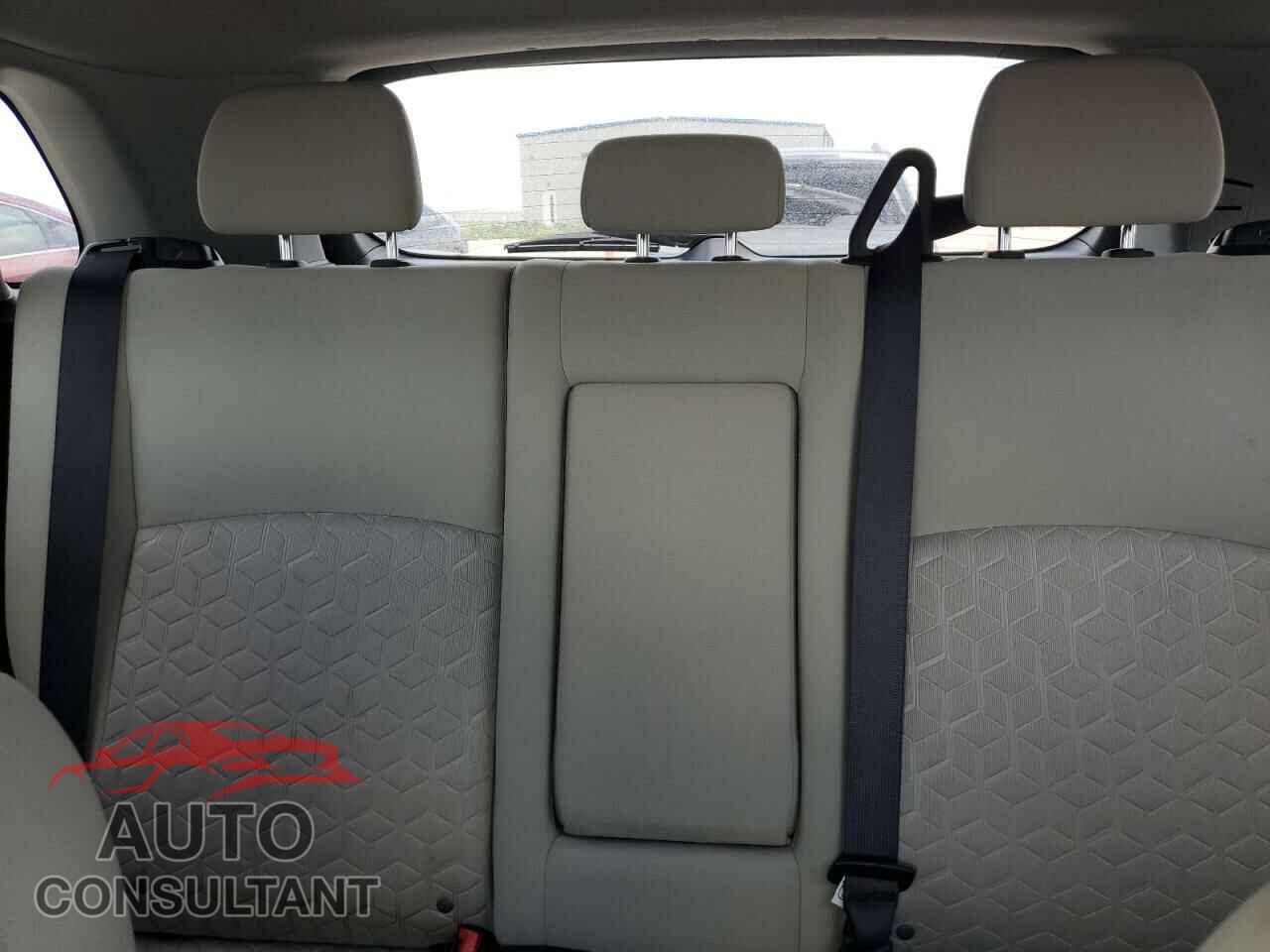 MITSUBISHI OUTLANDER 2021 - JA4APUAUXMU008740