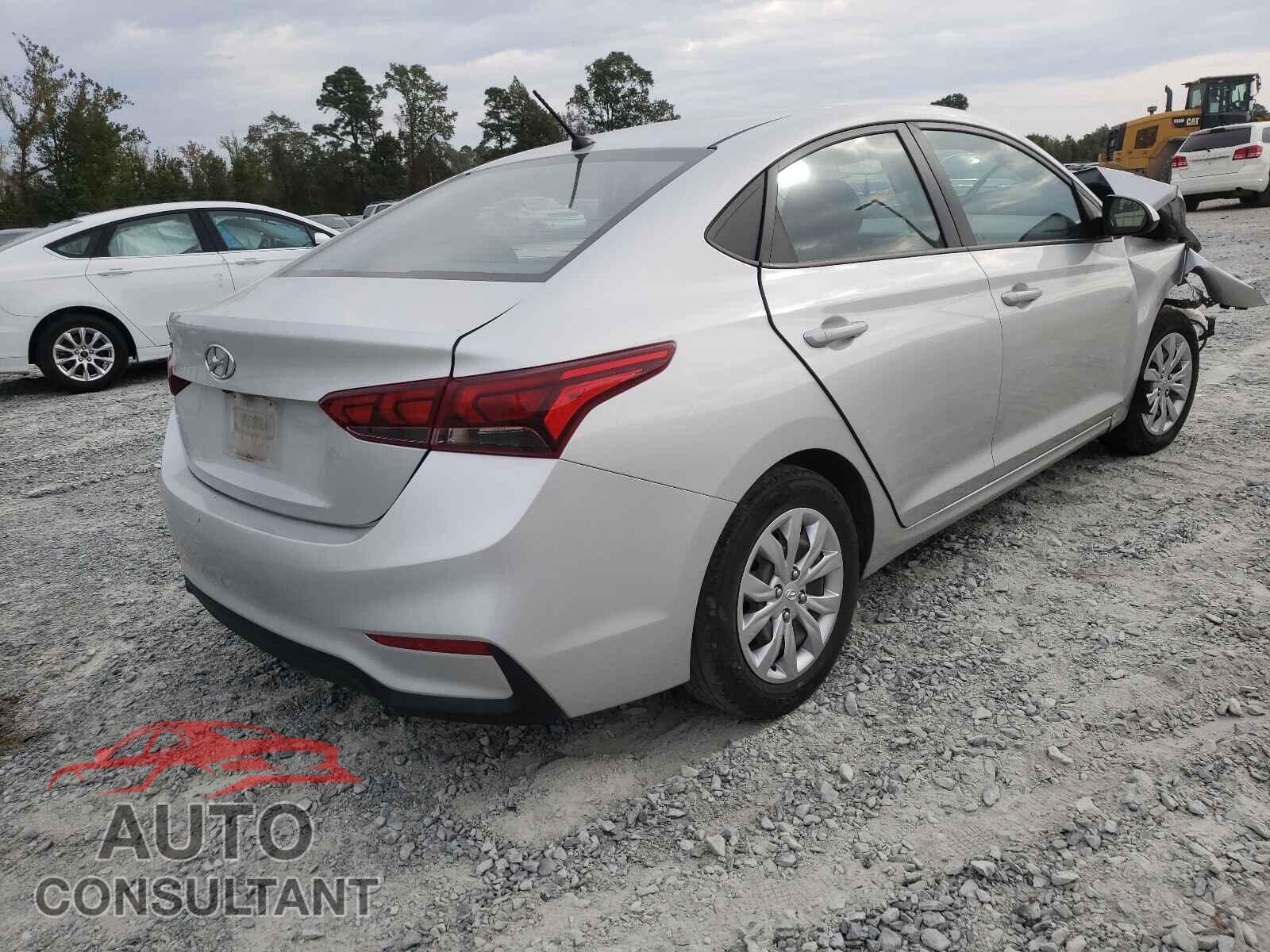 HYUNDAI ACCENT 2018 - 3KPC24A39JE021347