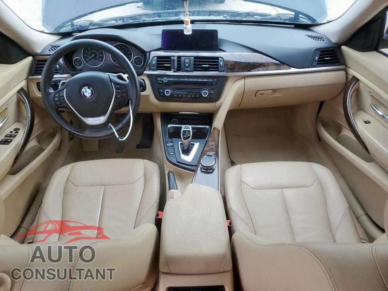 BMW 3 SERIES 2015 - WBA8Z5C53FGS36636