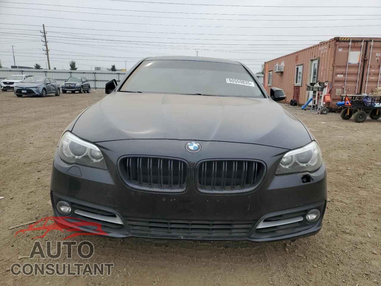 BMW 5 SERIES 2015 - WBA5B3C57FD540260