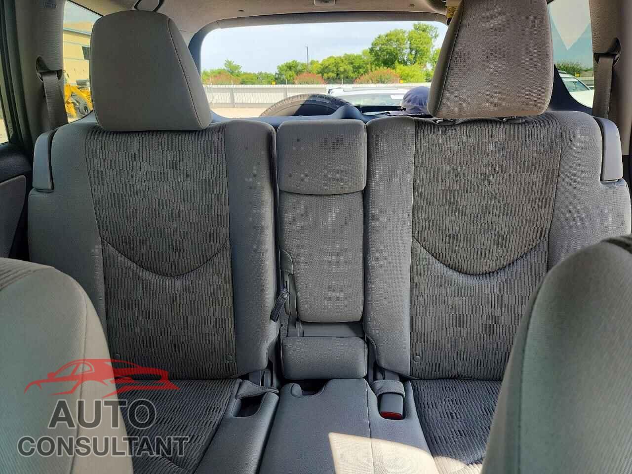 TOYOTA RAV4 2012 - 2T3ZF4DV5CW153671