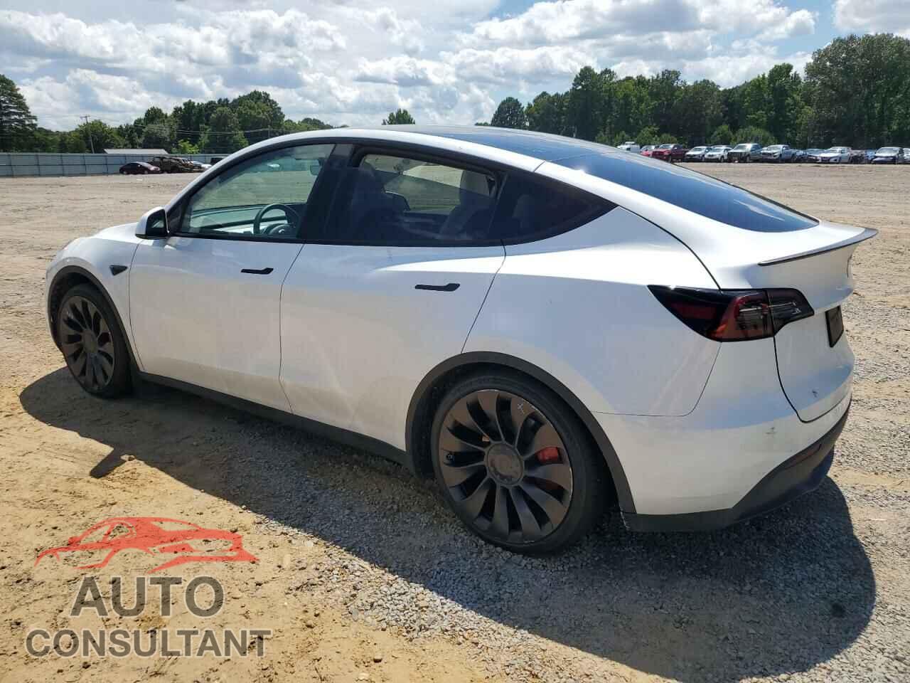 TESLA MODEL Y 2023 - 7SAYGDEF4PF711900